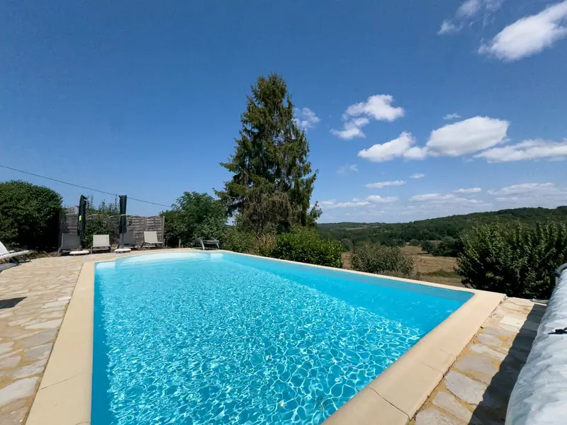 Privezwembad van vakantiehuis Moulin Noix in de Dordogne